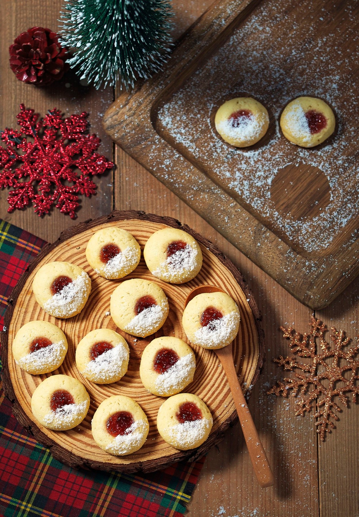 A tray of savoury tartlets with fresh garnish