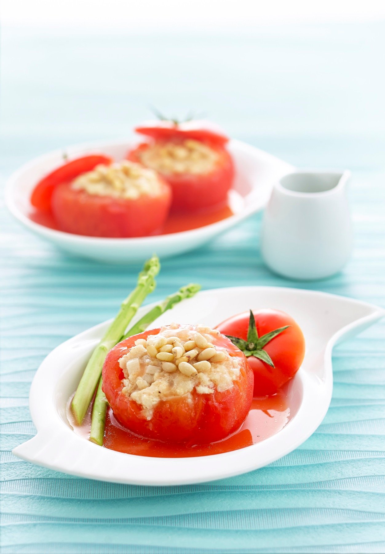 A fresh tomato and strawberry plate